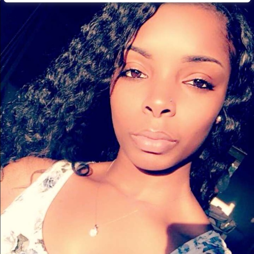 Meet your Posher, Tiera